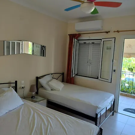 Vakis Apart Otel Velika (Thessaly)